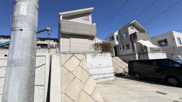 青葉区荏子田1丁目　戸建て