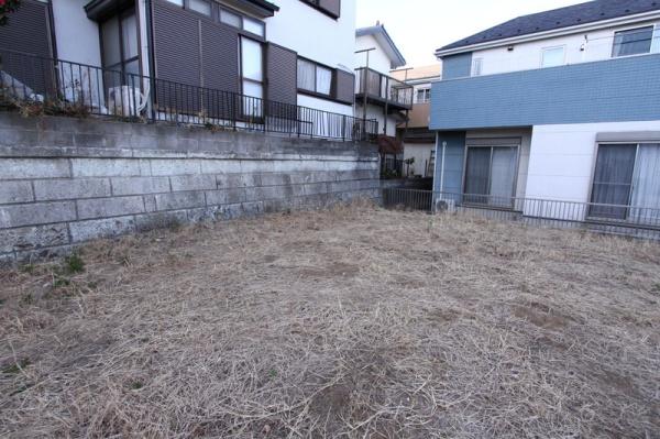 泉区白百合2丁目　全3棟1号棟