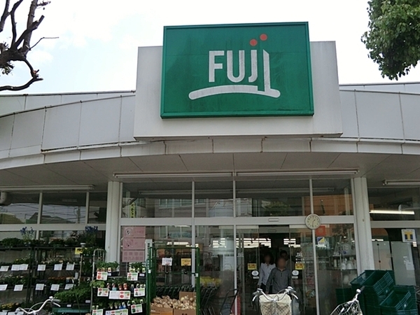 茅ヶ崎市浜竹4丁目の土地(フジスーパー松が丘店)