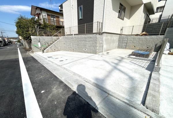 緑区鴨居７丁目　全２棟１号棟