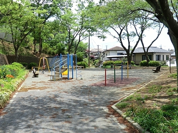 横浜市栄区本郷台5丁目の中古一戸建て(下倉田第一公園)