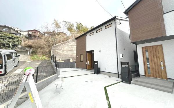 都筑区東山田町　全2棟1号棟