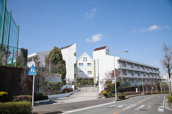 金沢区富岡西2期 全2棟2号棟(横浜市立小田中学校)