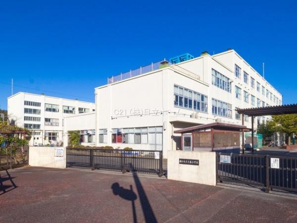 金沢区寺前2丁目 全2棟2号棟(横浜市立文庫小学校)