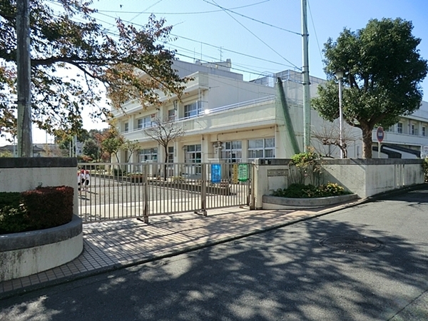 青葉区すみよし台 全1棟(横浜市立恩田小学校)