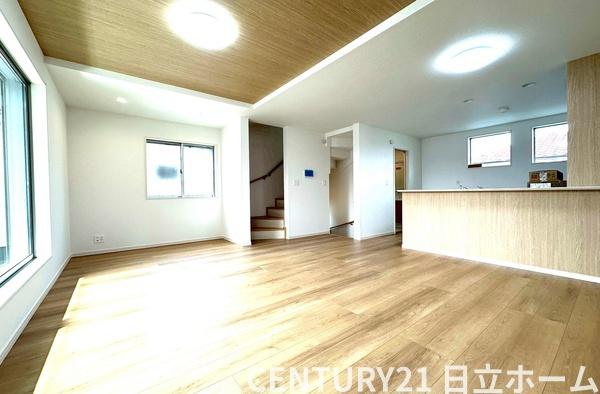 神奈川区六角橋４丁目　全２棟１号棟