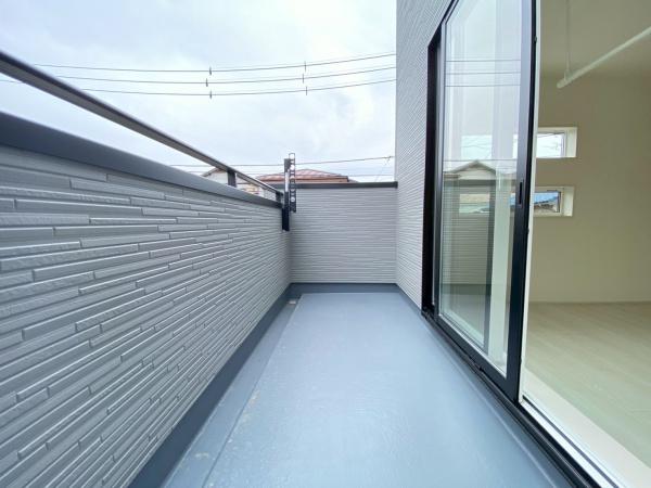 旭区市沢町全１棟１号棟