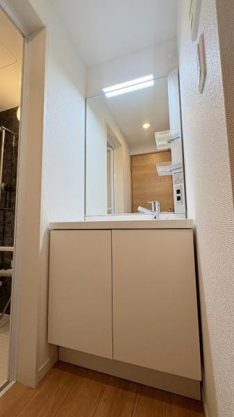 鶴見区汐入町1丁目　全1棟