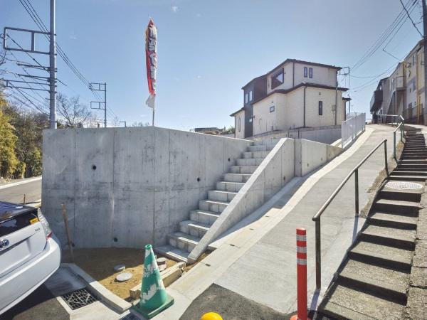 旭区市沢町　全6区画1号棟