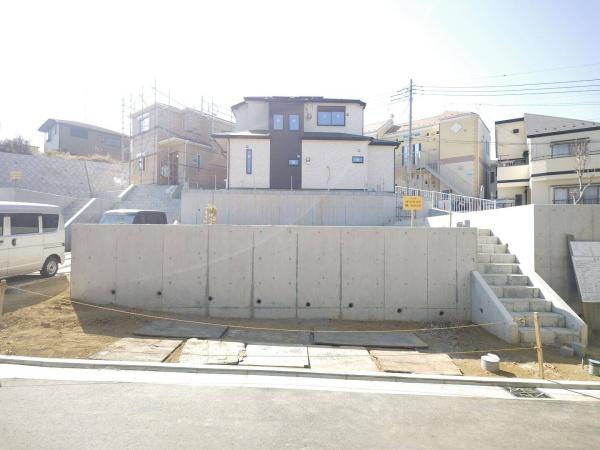 旭区市沢町　全6区画2号棟