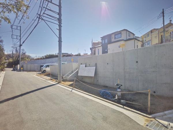 旭区市沢町　全6区画2号棟