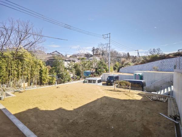 旭区市沢町　全6区画2号棟