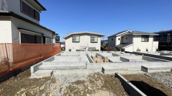 磯子区杉田7丁目　全2棟1号棟