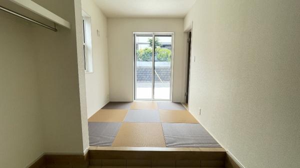 磯子区杉田7丁目　全2棟2号棟
