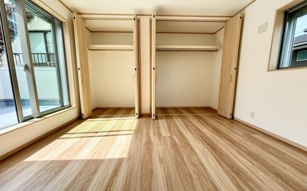 西区元久保町　全2棟A号棟