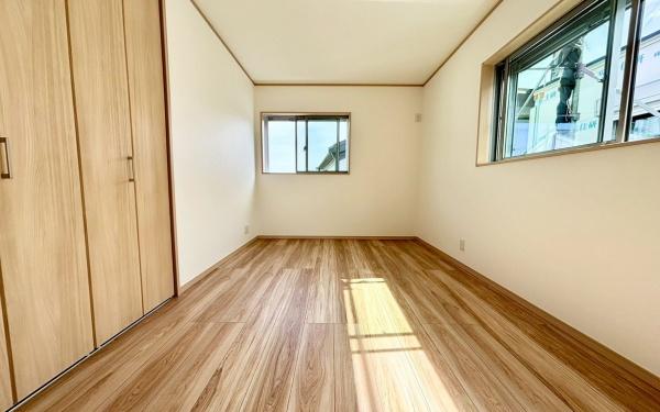 西区元久保町　全2棟A号棟