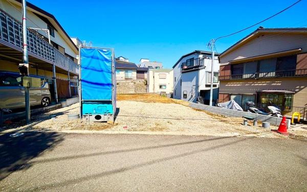 西区元久保町　全2棟B号棟