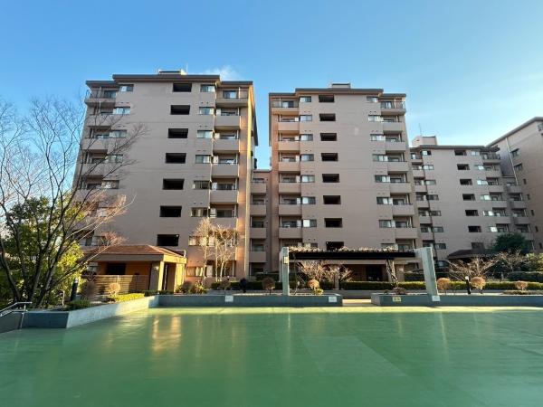 港北ファミールハイツ８号棟