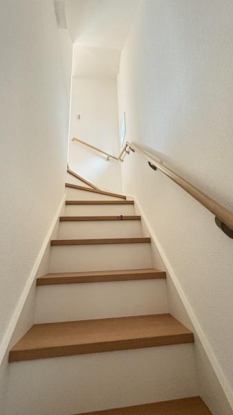 港南区笹下3丁目　全2棟1号棟