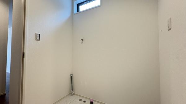 港南区笹下3丁目　全2棟2号棟