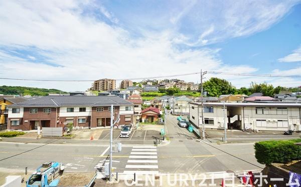 泉区岡津町　全３棟２号棟