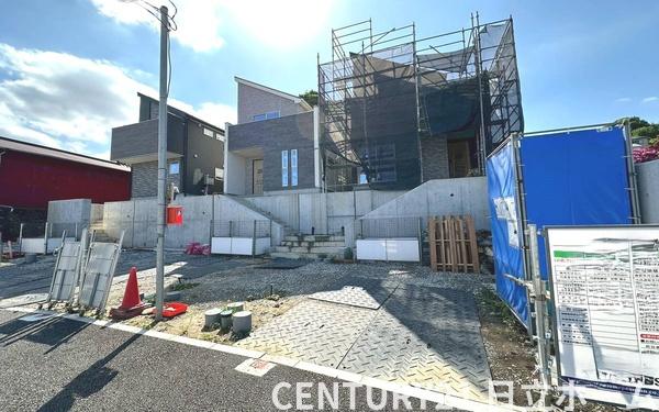 泉区岡津町　全３棟３号棟