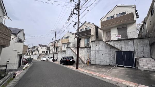 川崎市麻生区片平４丁目の中古一戸建