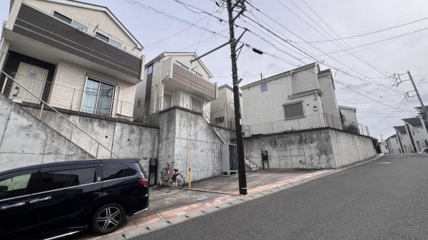 川崎市麻生区片平４丁目の中古一戸建