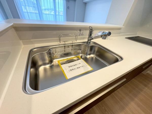 ディーレスティア金沢八景アクオ