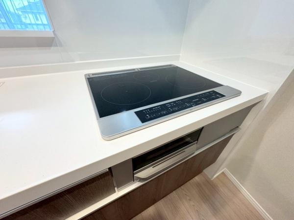 ディーレスティア金沢八景アクオ