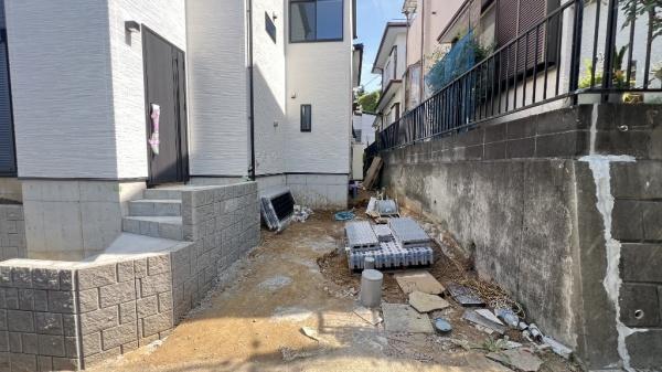 南区六ツ川2丁目　全1棟