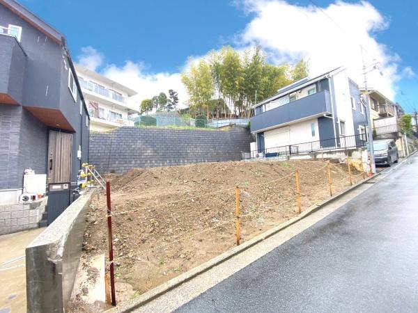 港北区高田東2丁目　売地