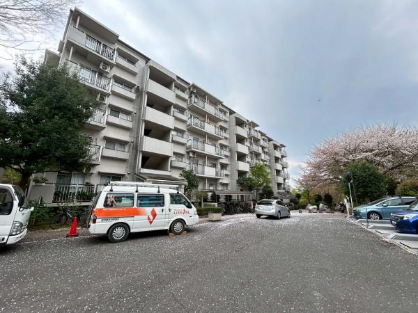 メゾン桜が丘　１０・１１号棟