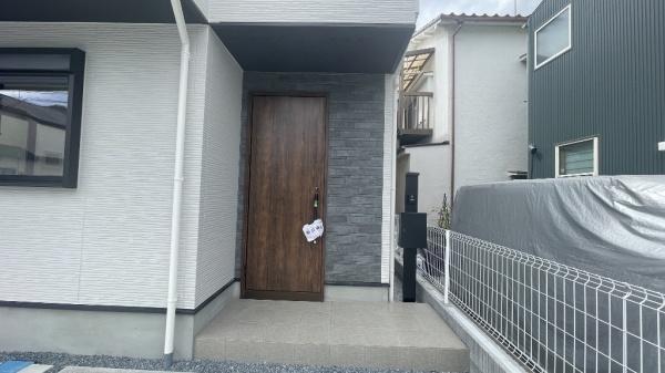 港北区綱島台 全2棟2号棟(玄関)