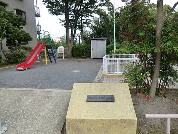 横浜市港南区野庭町の中古一戸建て(丸山台四丁目第二公園)