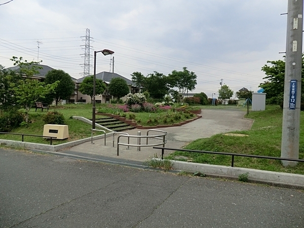 横浜市鶴見区梶山2丁目の土地(上台北公園)