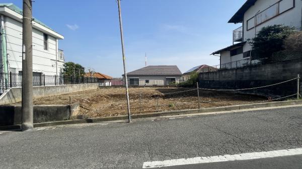 横浜市鶴見区梶山２丁目の土地