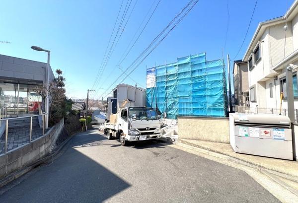 西区久保町　全1棟