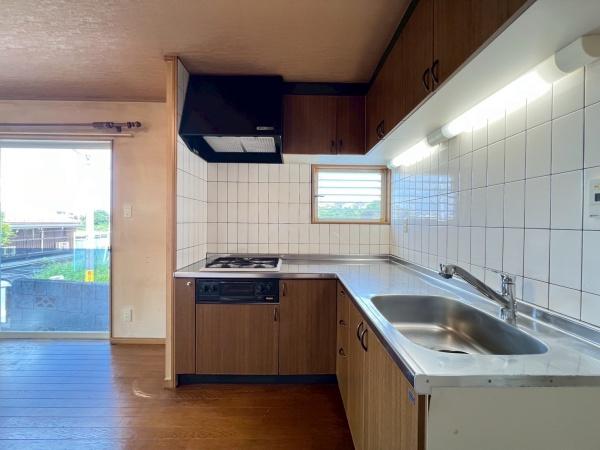 横浜市南区中里4丁目の中古一戸建て(キッチン)
