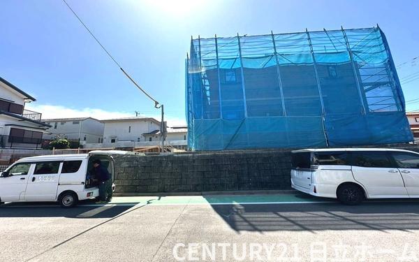 金沢区富岡西5丁目　全2棟1号棟