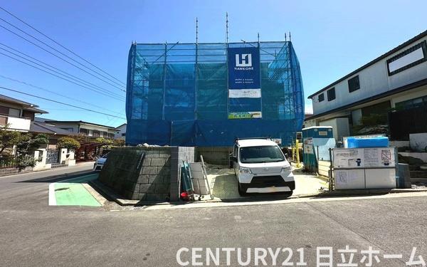 金沢区富岡西5丁目　全2棟1号棟