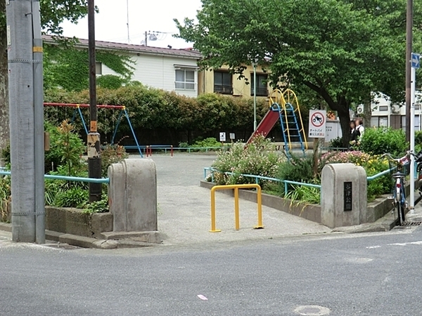 横浜市金沢区釜利谷東１丁目の土地(谷津公園)