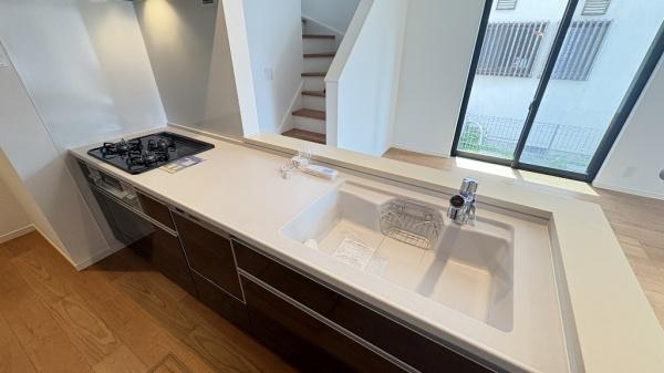 旭区金が谷１丁目　全３棟Ａ号棟