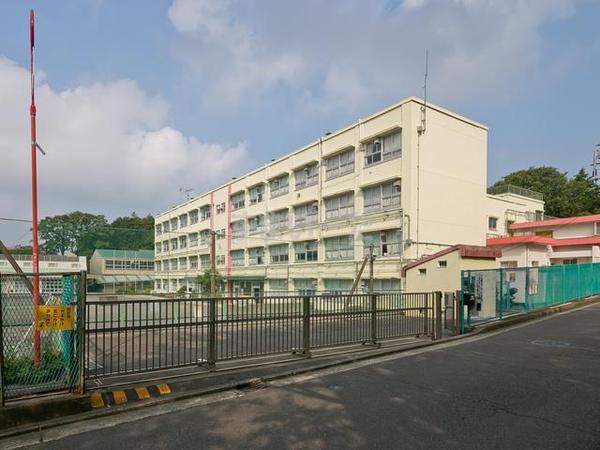 サングレイス長津田弐番館(横浜市立長津田小学校)