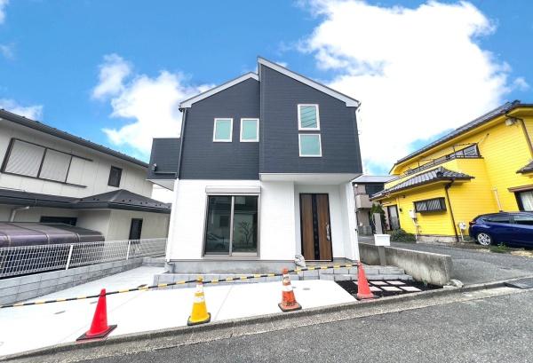 旭区鶴ケ峰本町３丁目　全１棟１号棟