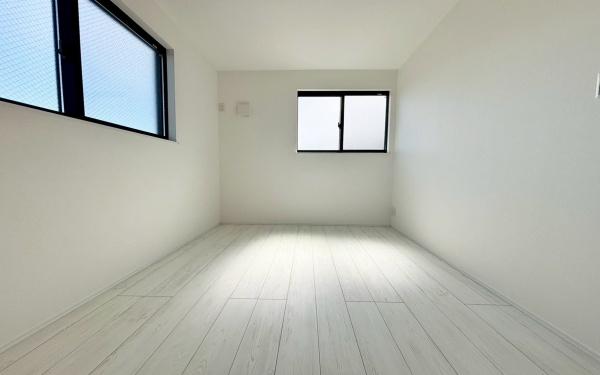 磯子区岡村4丁目2期　全3棟3号棟