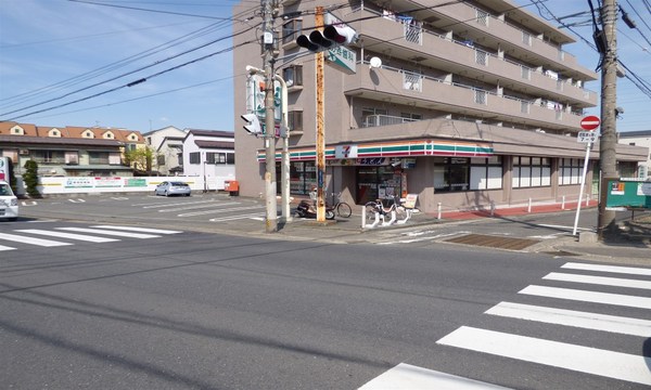 川崎市宮前区南野川3丁目の新築一戸建(セブンイレブン川崎野川くぬぎ坂店)