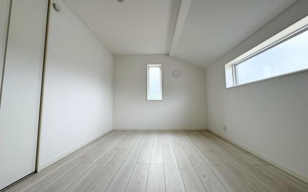 栄区鍛冶ケ谷1丁目　全8棟2号棟