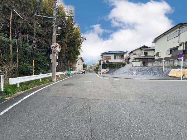 緑区鴨井２丁目
