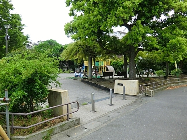 港北区日吉1丁目(下田町東公園)